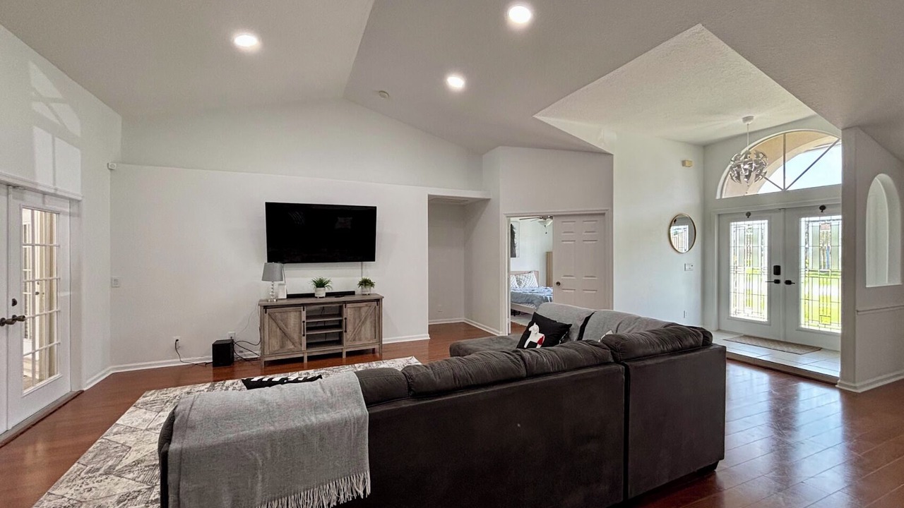 Photo of Bedroom in Equestrian Walk