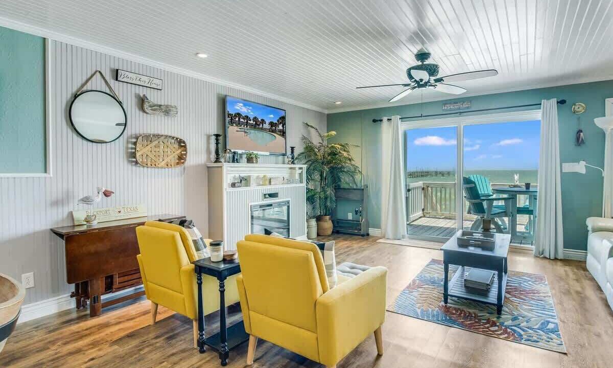 Photo of Livingroom in Rockport