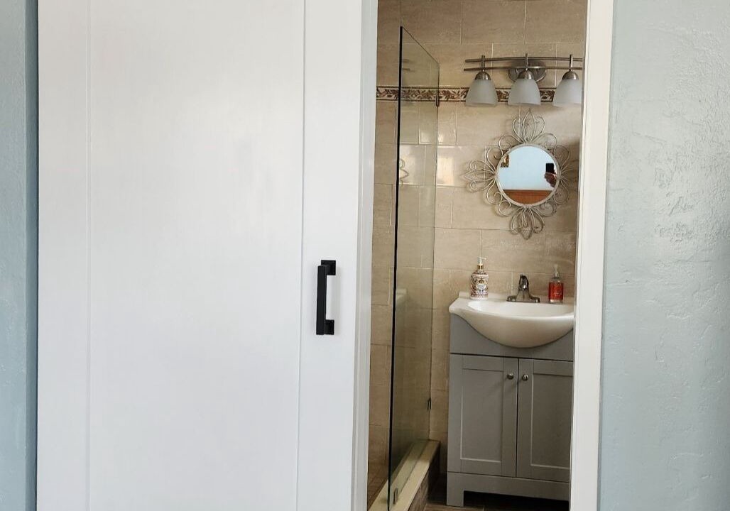 Photo of Bathroom in Hollywood