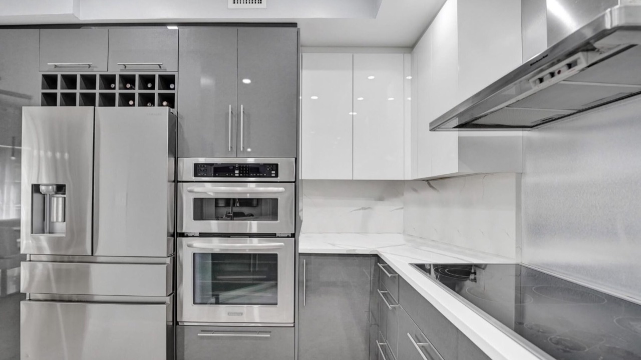 Photo of Kitchen in Lauderdale Beach