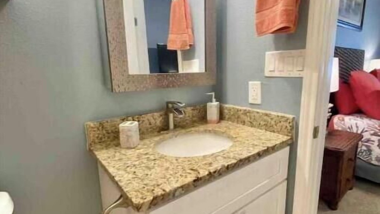 Photo of Bathroom in Key Allegro