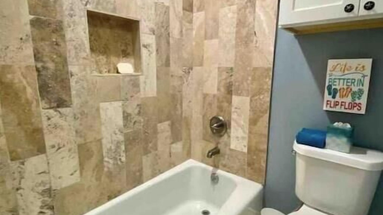 Photo of Bathroom in Key Allegro