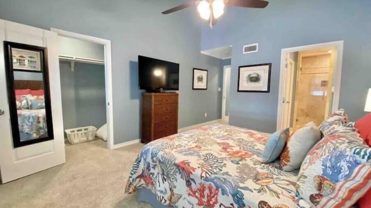 Photo of Bedroom in Key Allegro