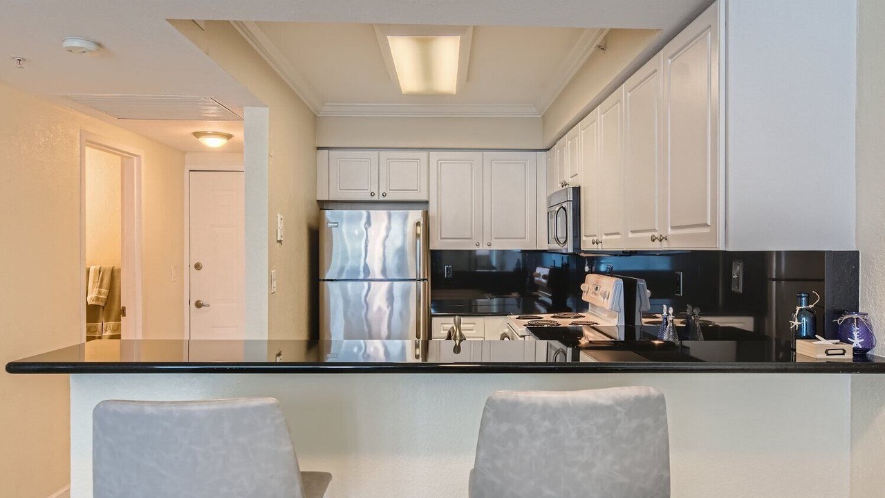 Photo of Kitchen in Hollywood South Central Beach