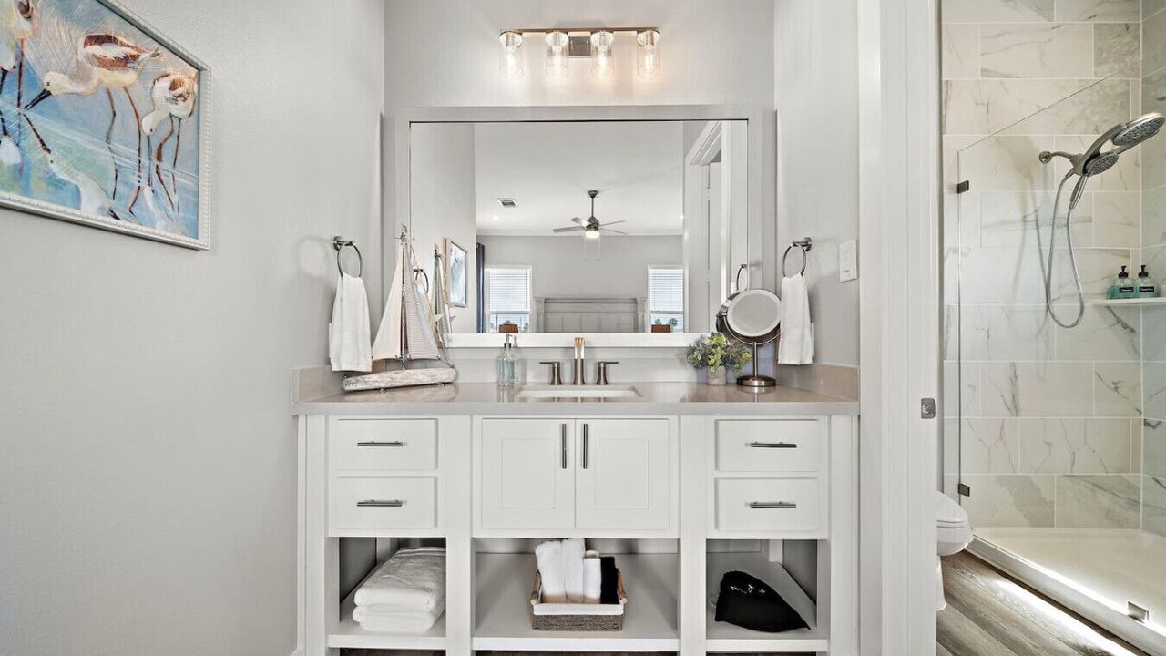 Photo of Bathroom in Jamaica Beach