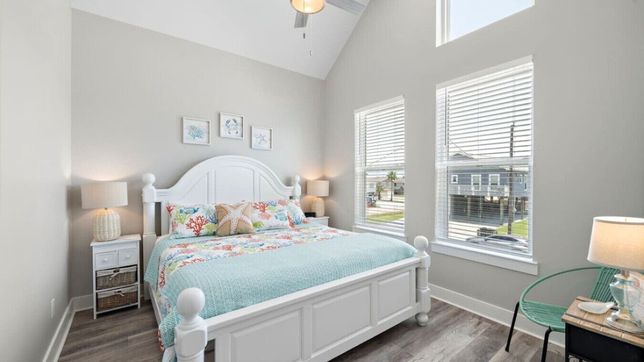 Photo of Bedroom in Jamaica Beach