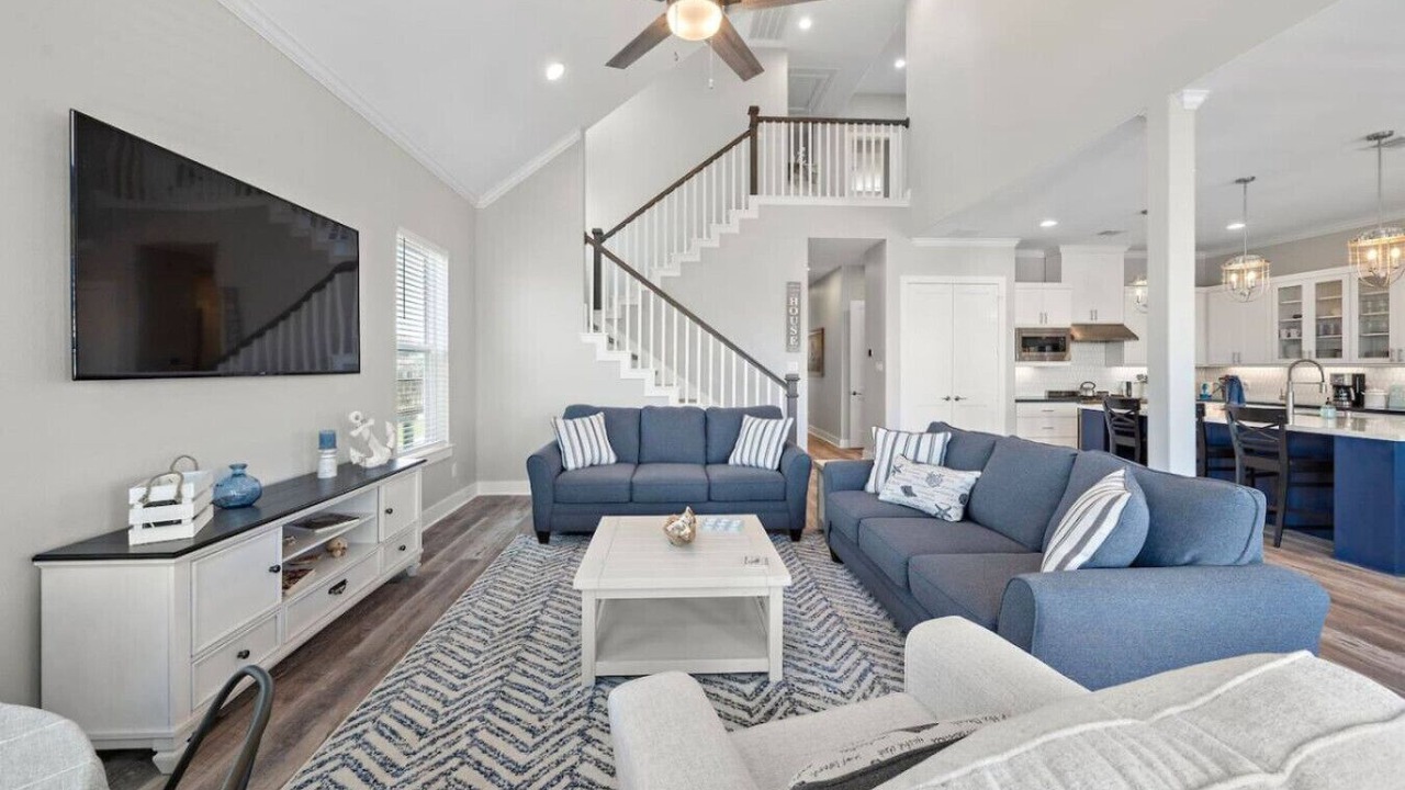 Photo of Livingroom in Jamaica Beach
