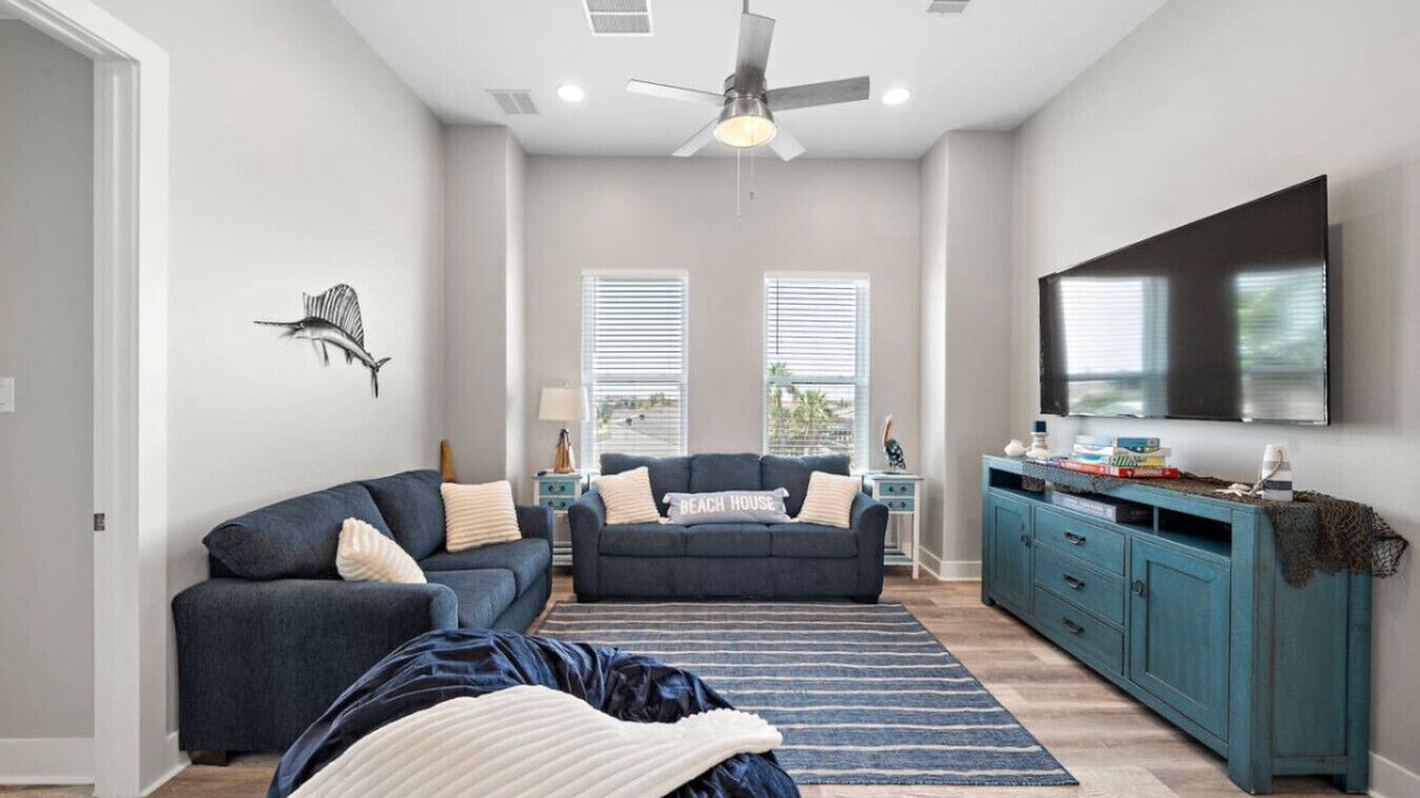 Photo of Bedroom in Jamaica Beach