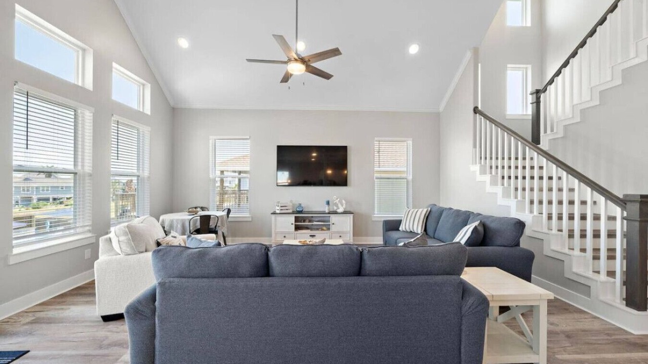 Photo of Livingroom in Jamaica Beach