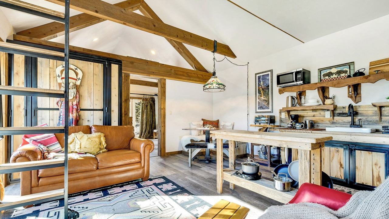 Photo of Livingroom in Lake George