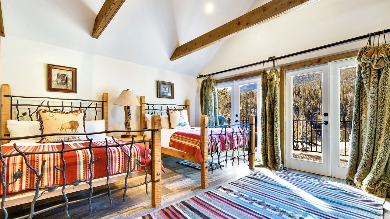 Photo of Bedroom in Lake George