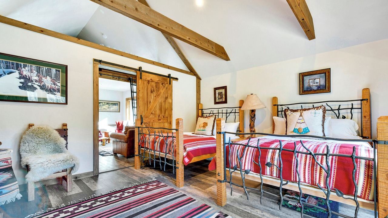 Photo of Bedroom in Lake George