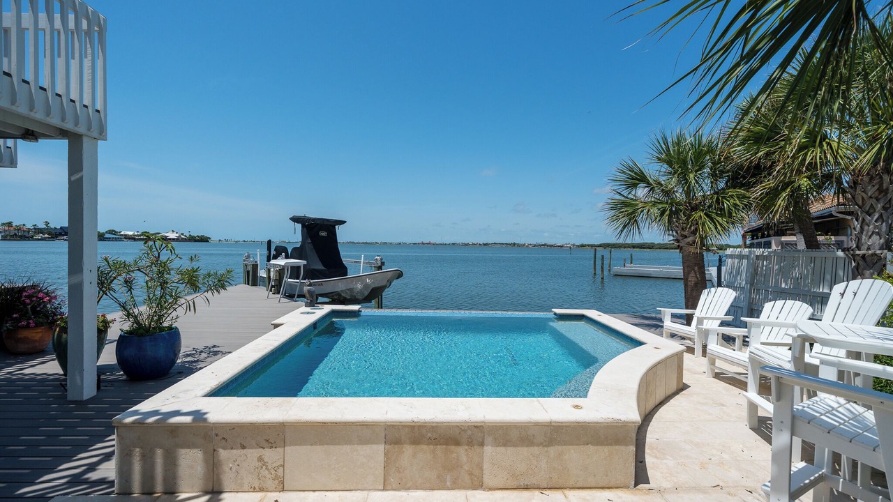 Photo of Outdoor in Key Allegro