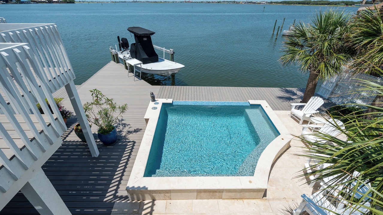Photo of Patio Balcony in Key Allegro