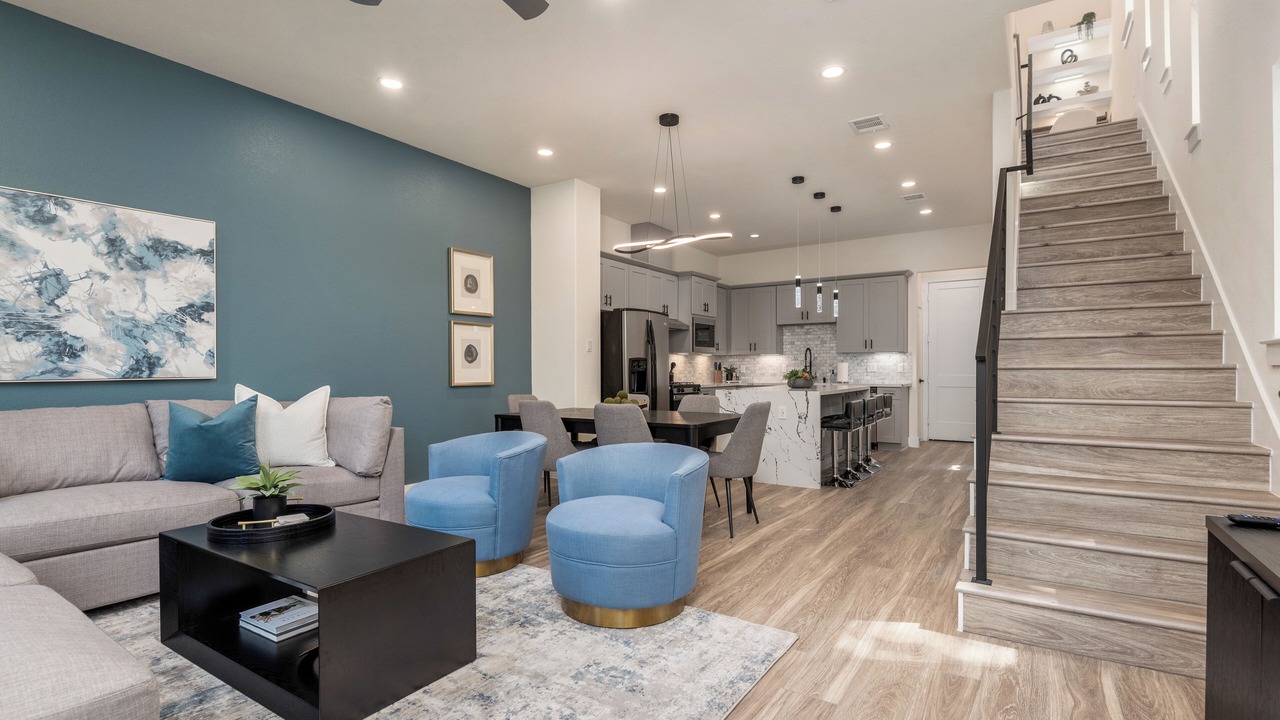 Photo of Livingroom in South Central Houston
