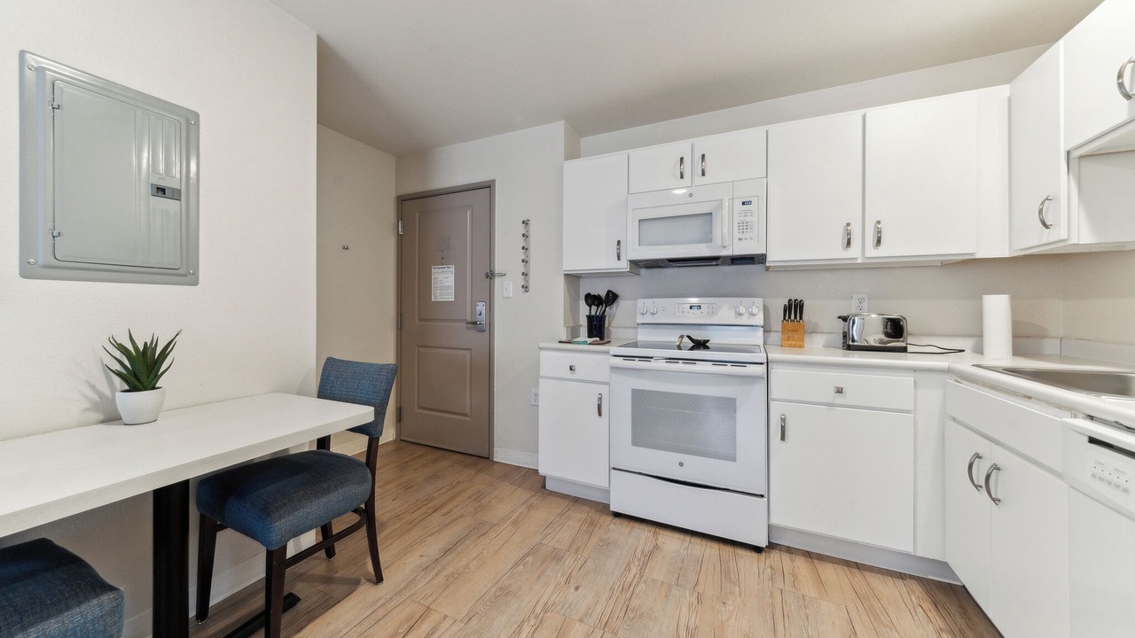 Photo of Kitchen in Far North Central
