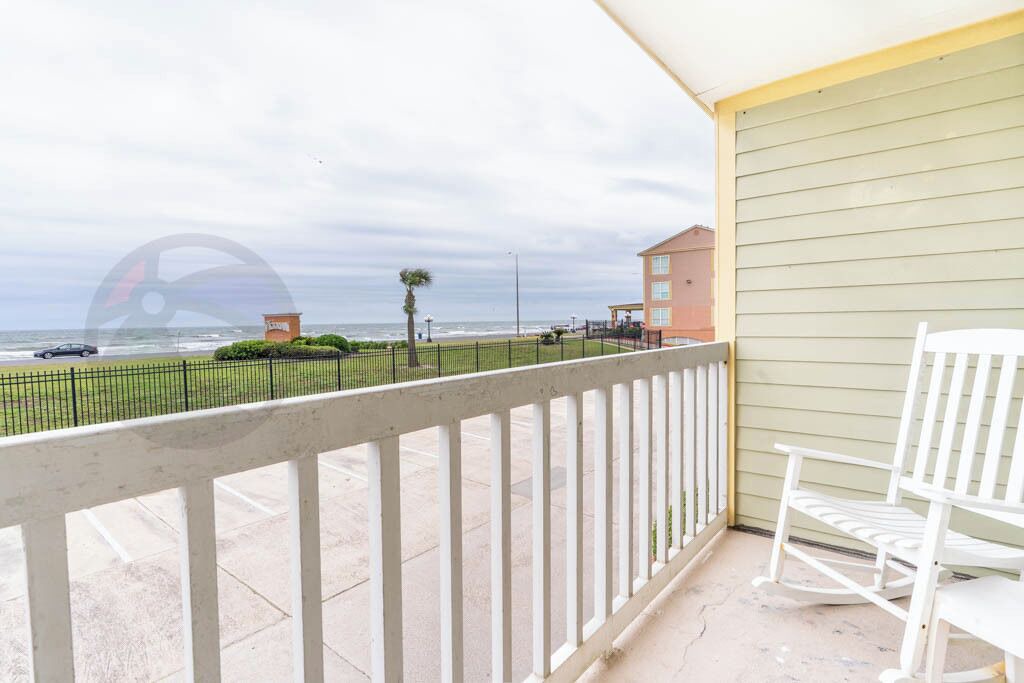 Photo of Patio Balcony in Galveston