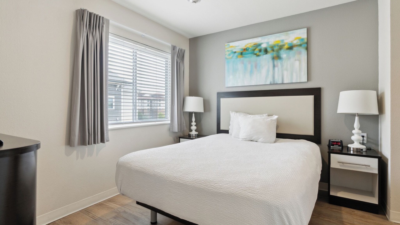 Photo of Bedroom in Far North Central