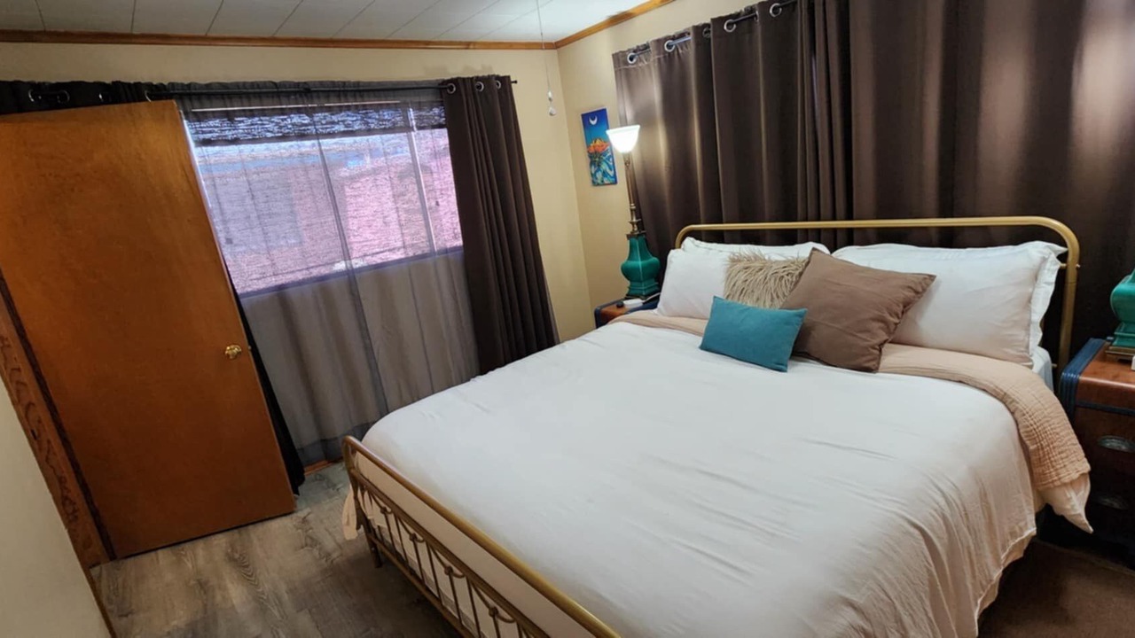 Photo of Bedroom in Truth or Consequences