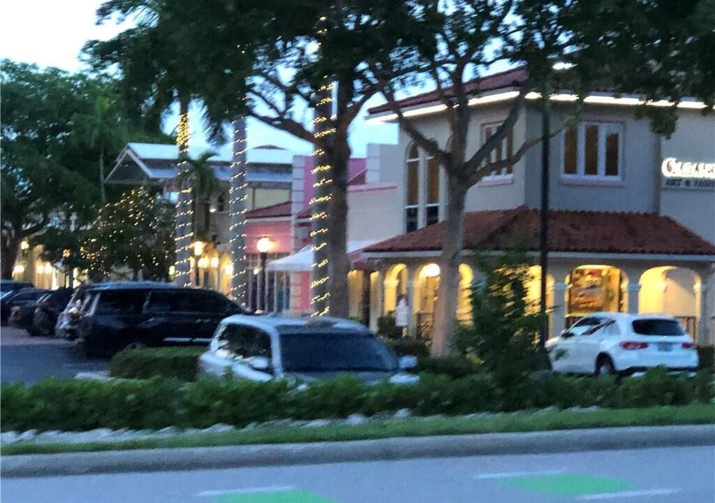 Photo of Others in Park Shore