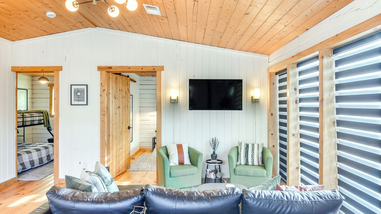 Photo of Livingroom in Bailey