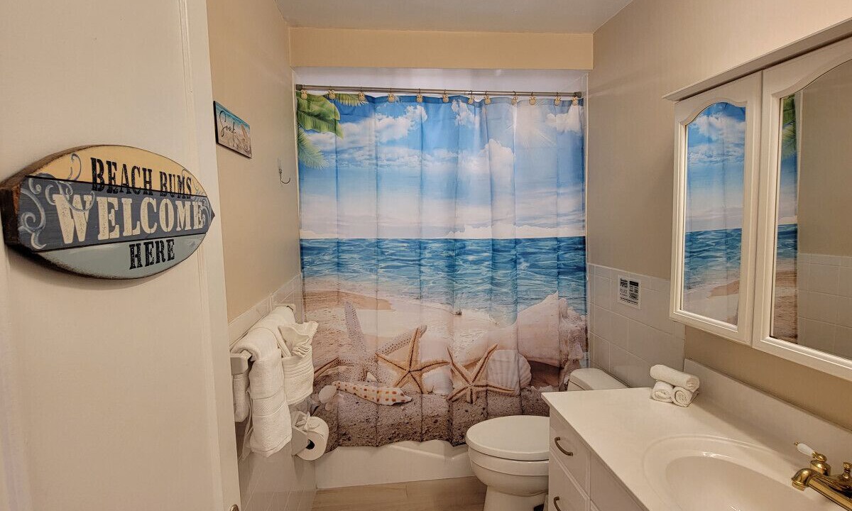 Photo of Bathroom in Imperial Point
