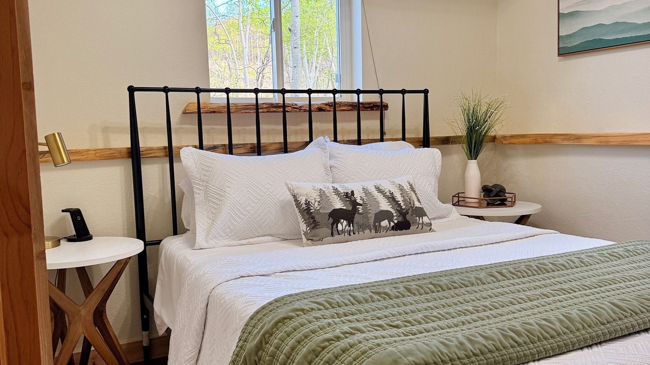 Photo of Bedroom in Stagetop