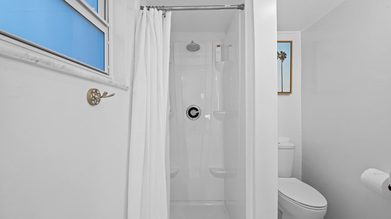 Photo of Bathroom in Victoria Park