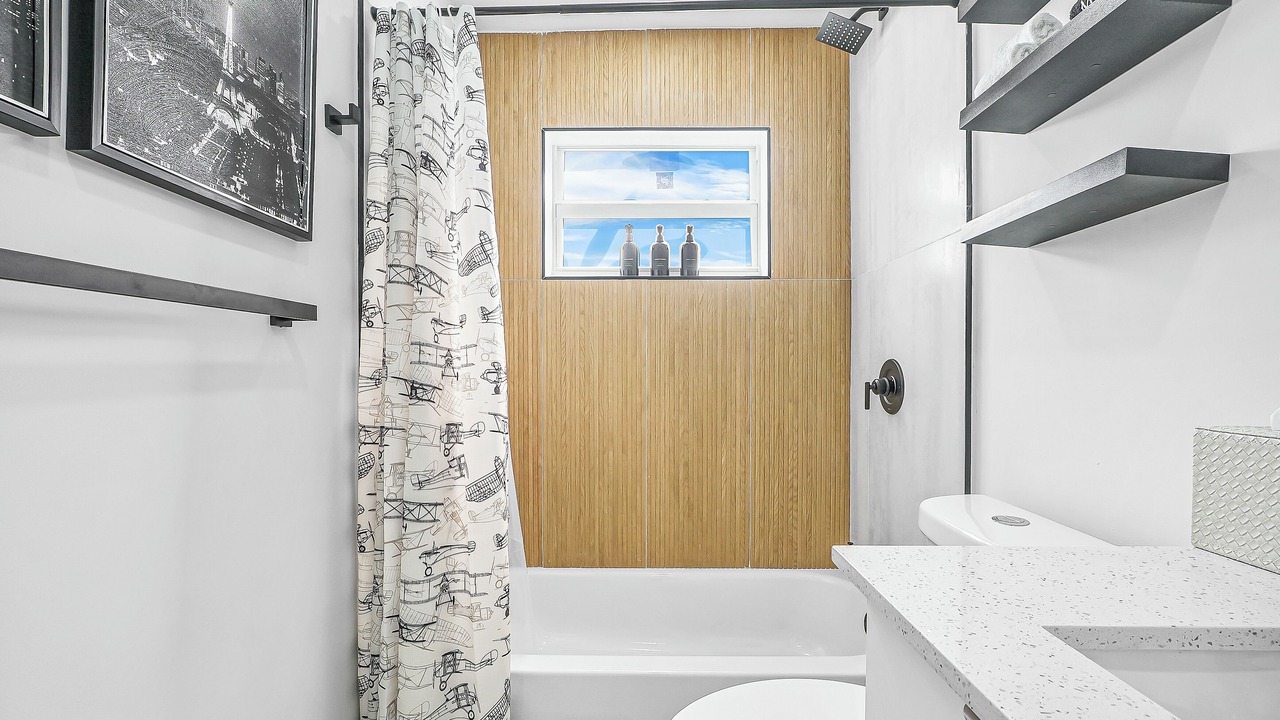 Photo of Bathroom in Riverland Village