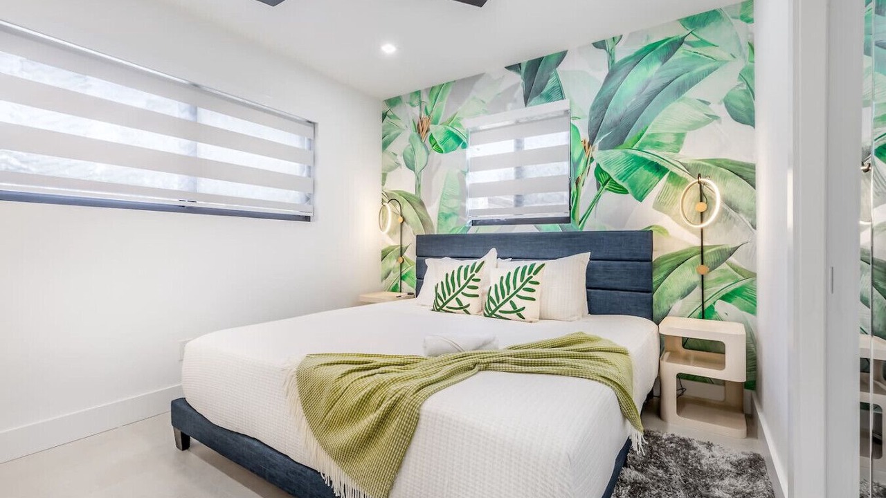 Photo of Bedroom in Deerfield Beach