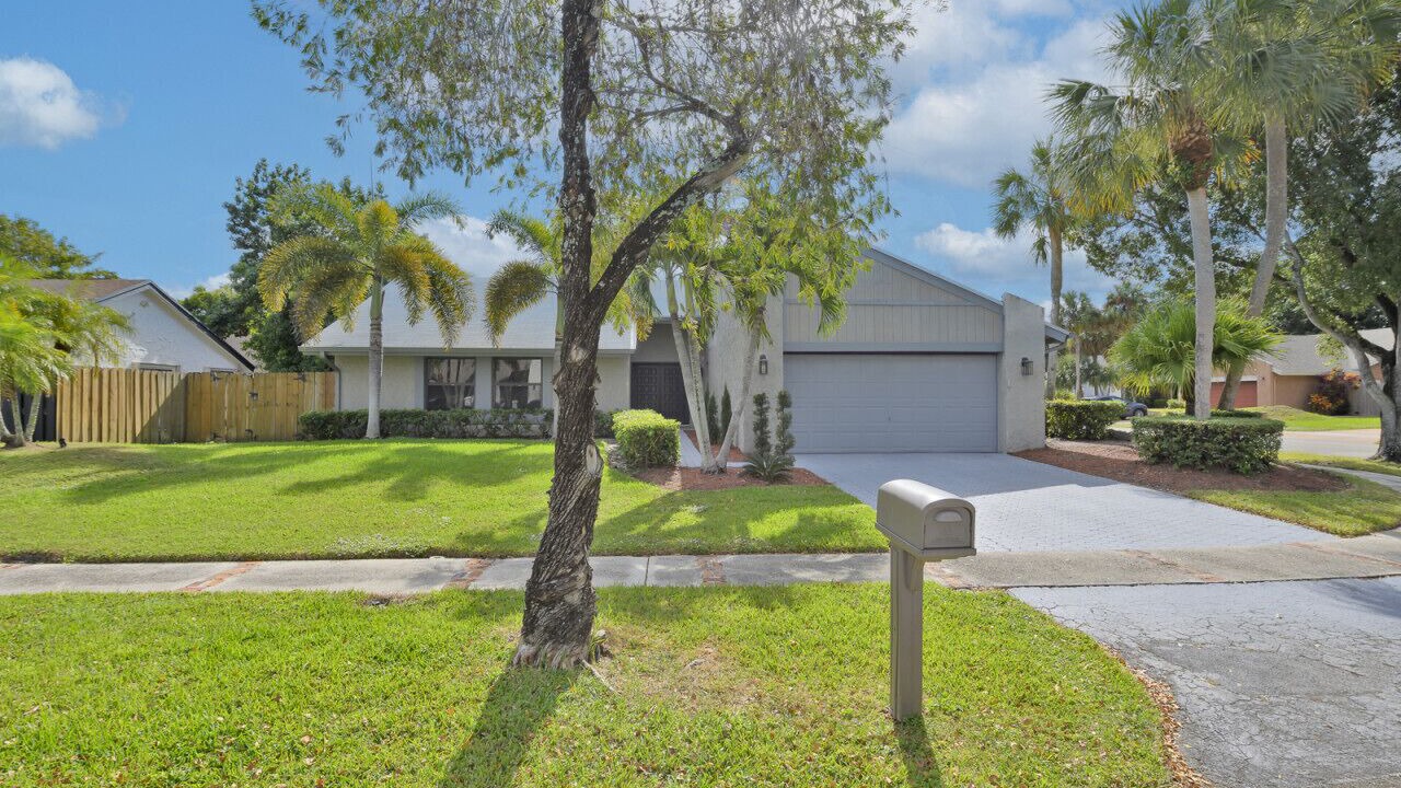 Photo of Outdoor in Plantation