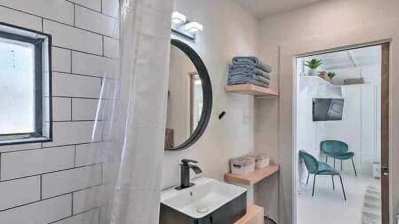 Photo of Bathroom in Galveston