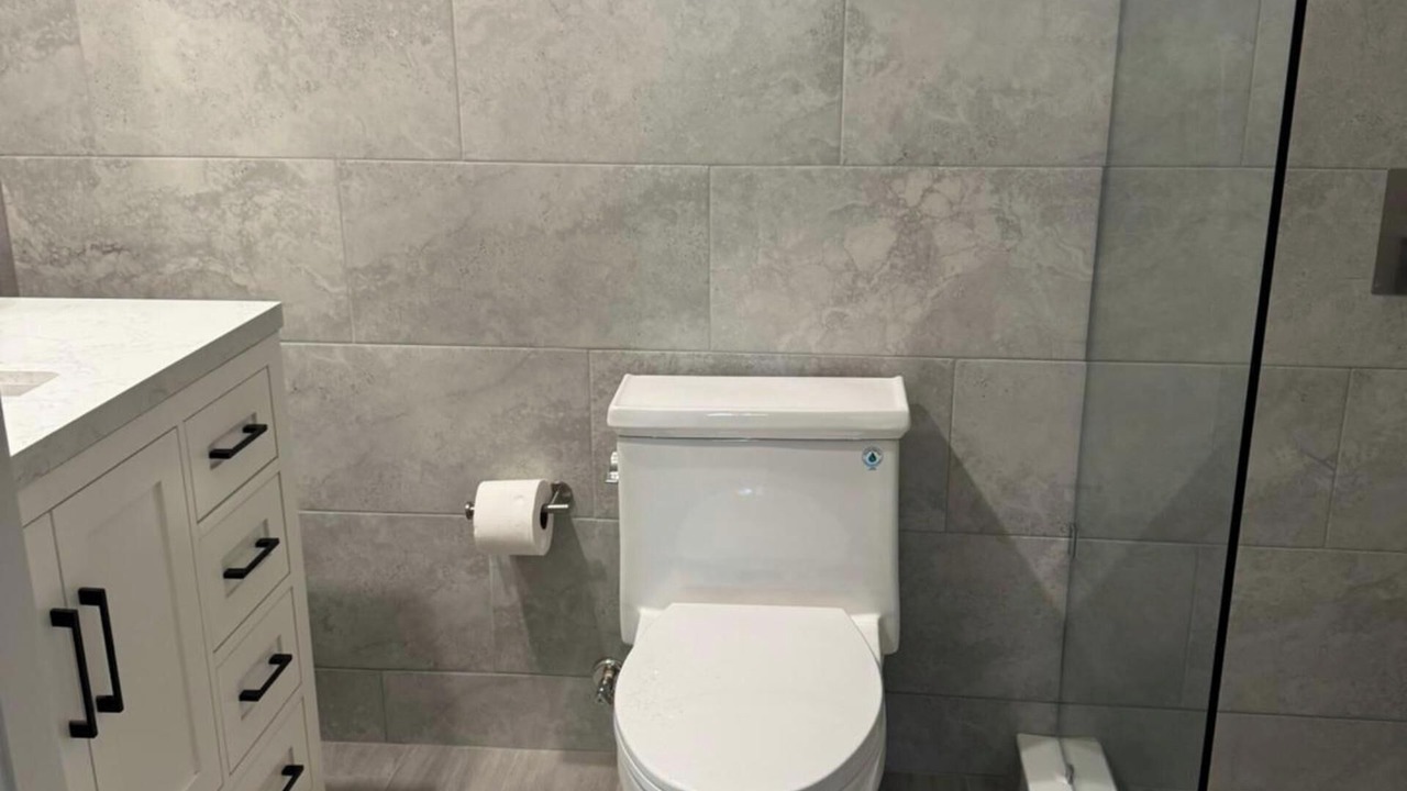 Photo of Bathroom in South Eola