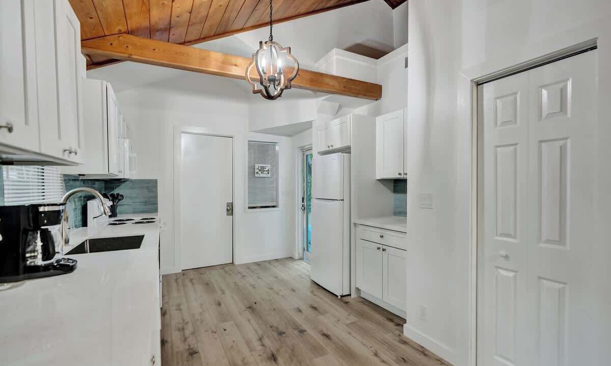 Photo of Kitchen in Sailboat Bend