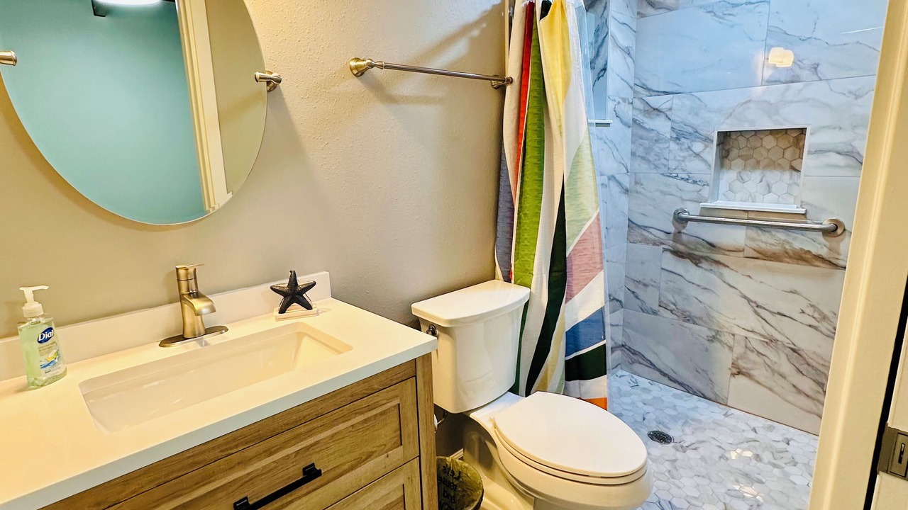 Photo of Bathroom in Tavares
