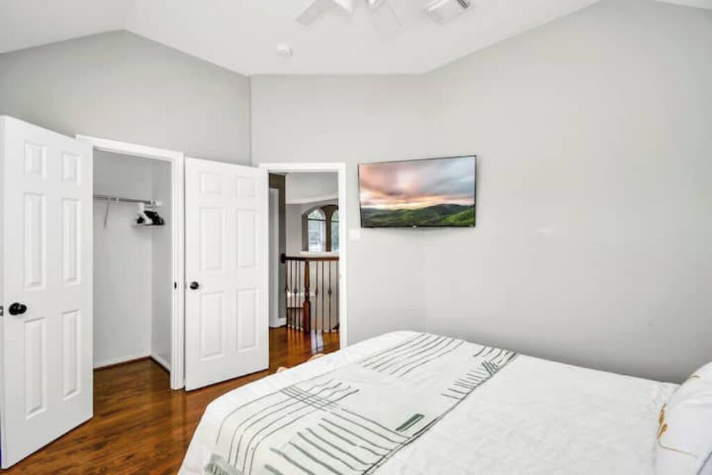Photo of Bedroom in Waller
