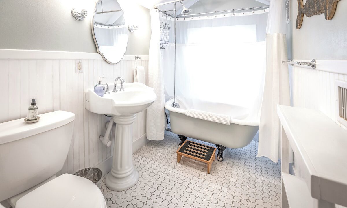 Photo of Bathroom in Galveston