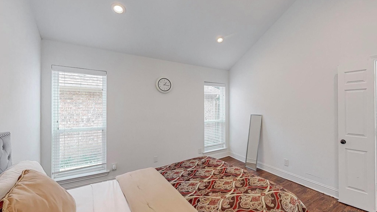 Photo of Bedroom in Irving
