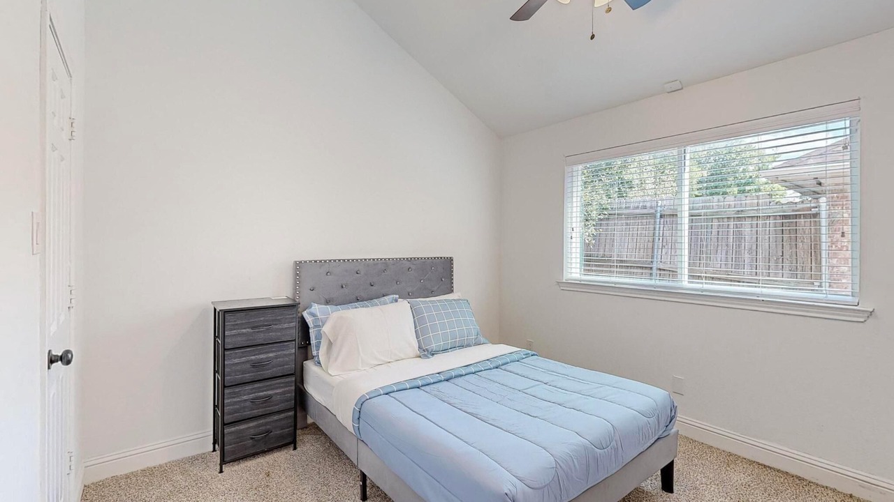 Photo of Bedroom in Irving