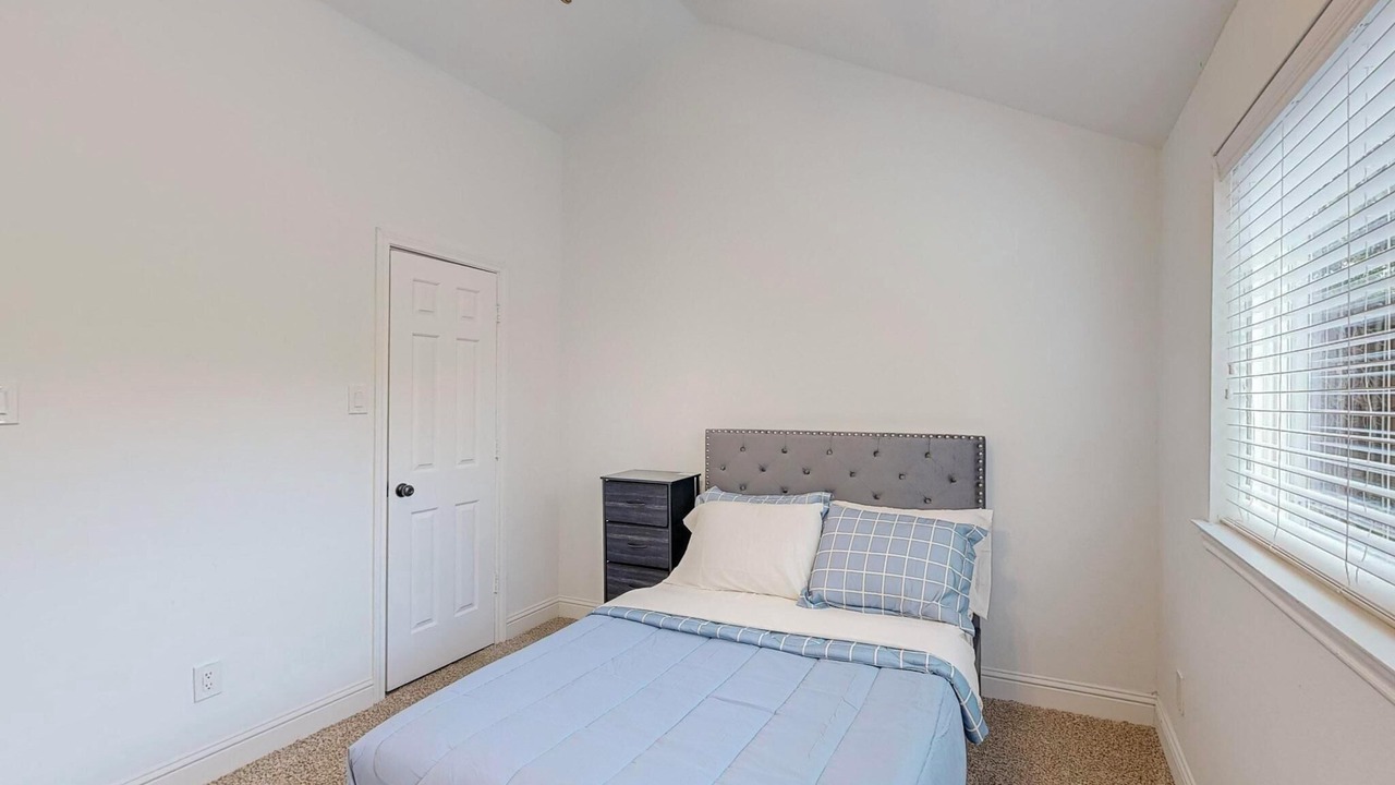 Photo of Bedroom in Irving