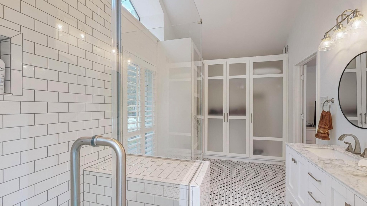 Photo of Bathroom in Irving