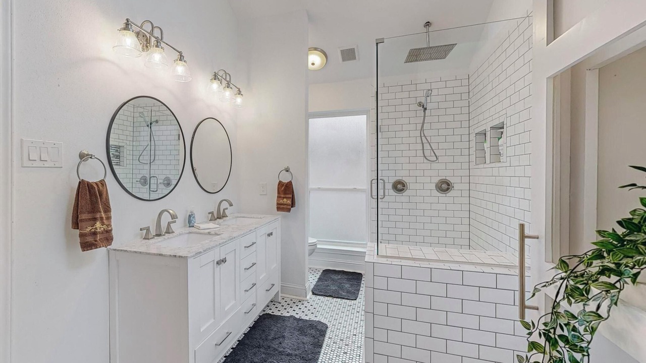 Photo of Bathroom in Irving