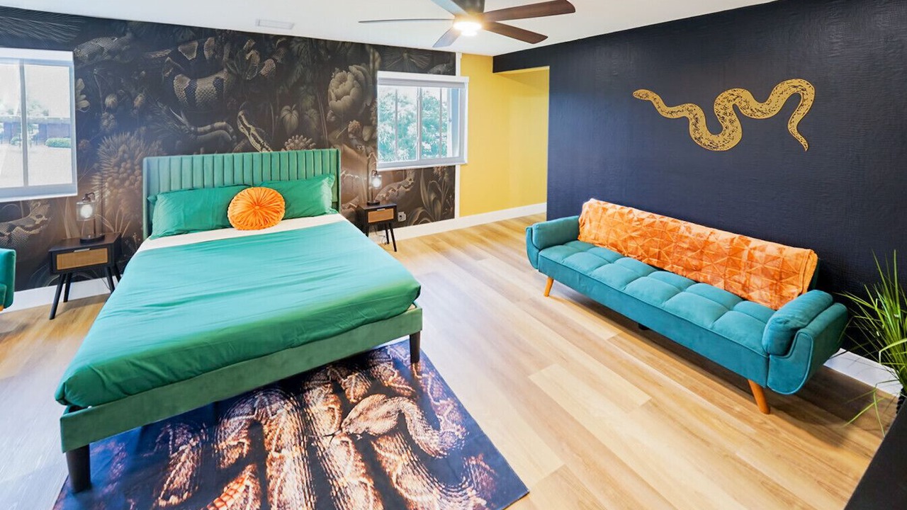 Photo of Bedroom in Lauderdale Beach