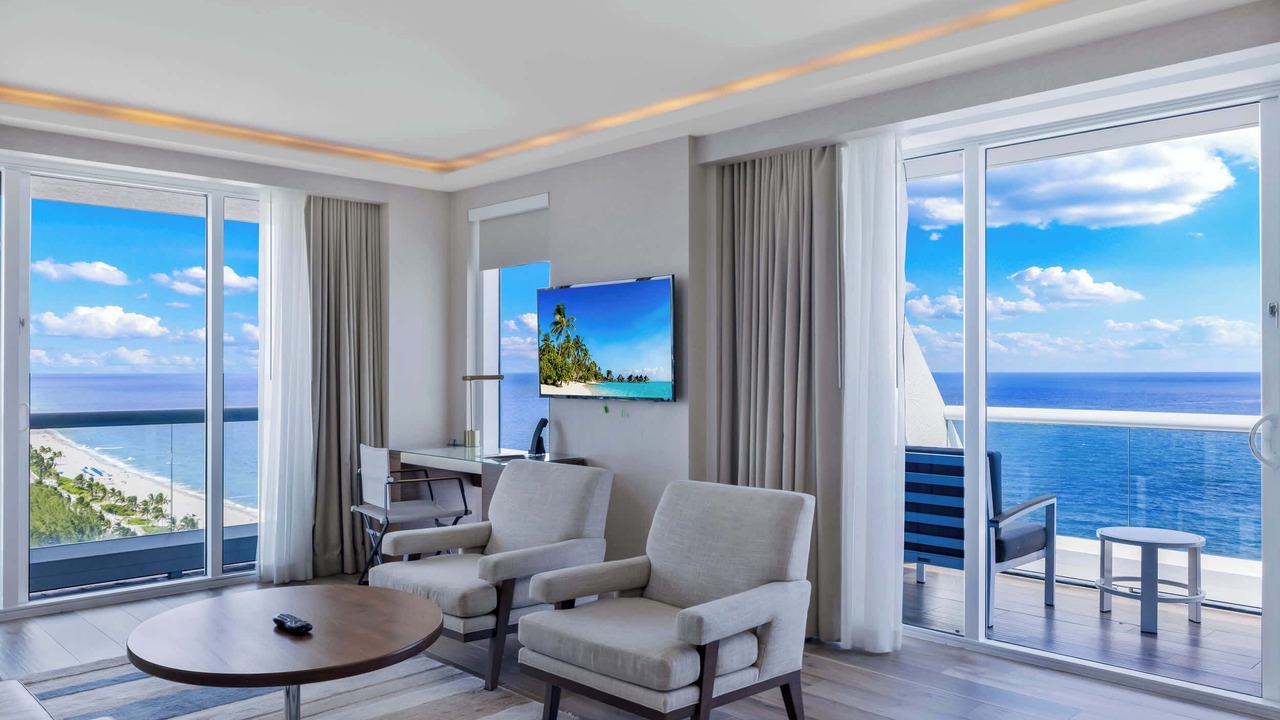 Photo of Livingroom in Central Beach