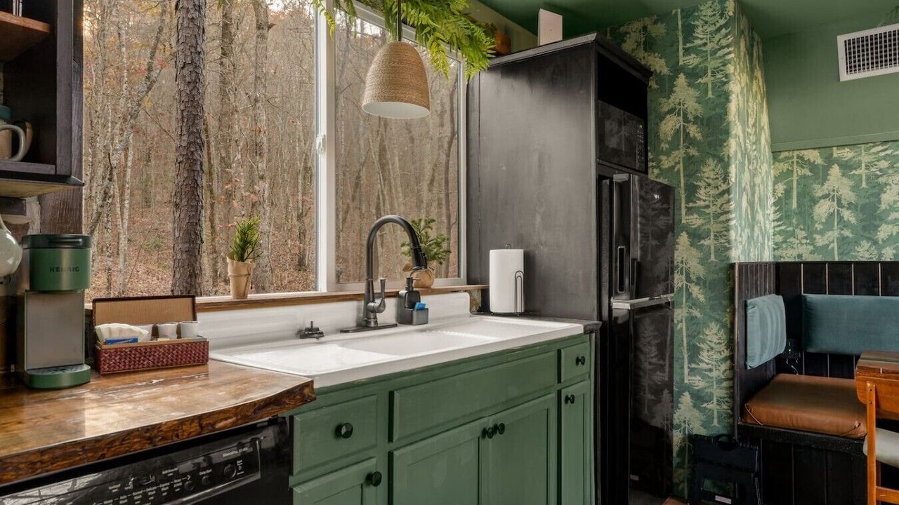 Photo of Kitchen in Board Camp