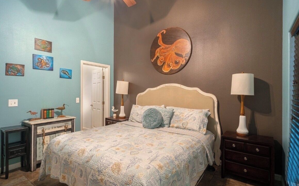 Photo of Bedroom in Galveston