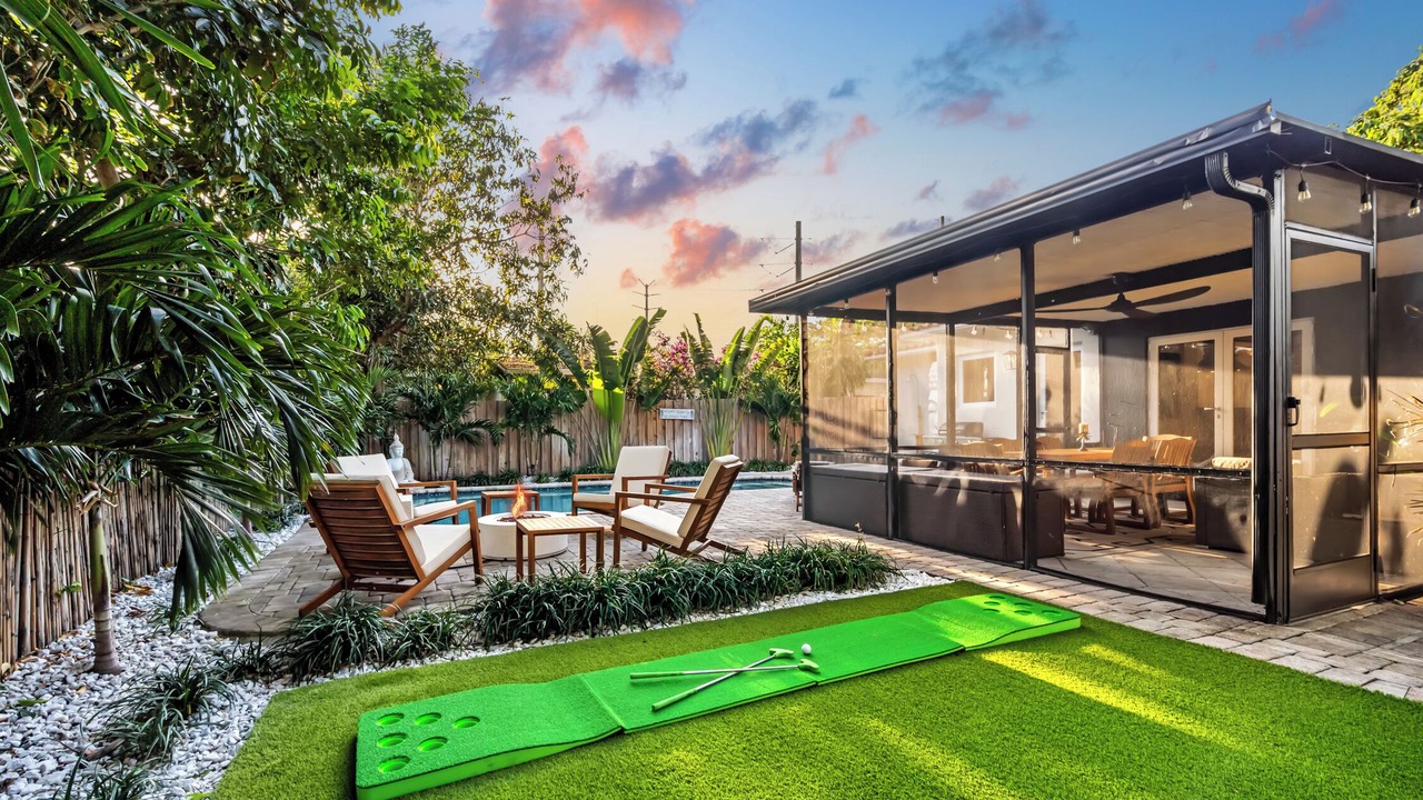 Photo of Patio Balcony in Poinsettia Heights