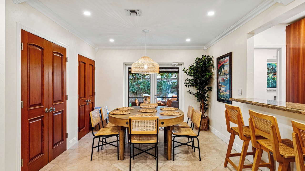 Photo of Others in Poinsettia Heights