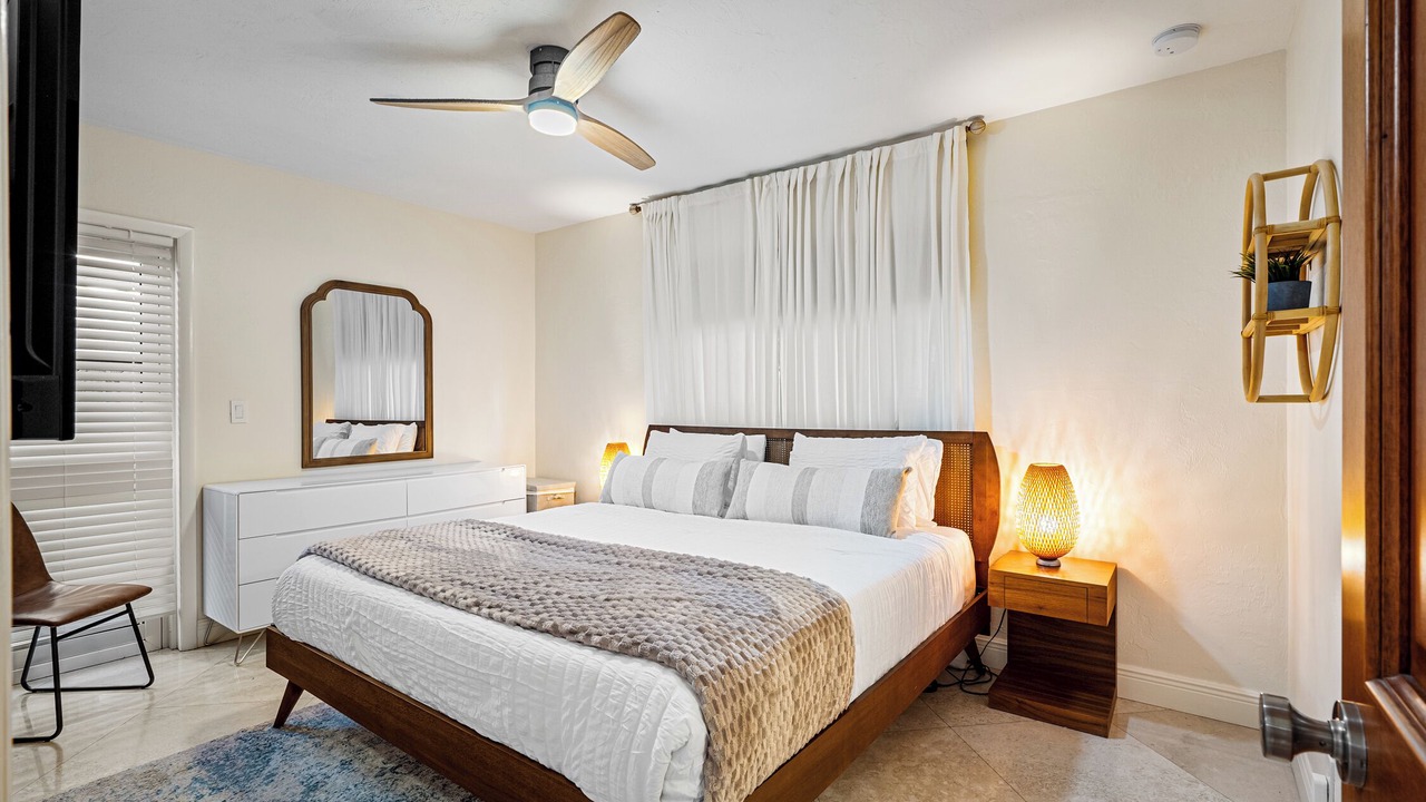 Photo of Bedroom in Poinsettia Heights