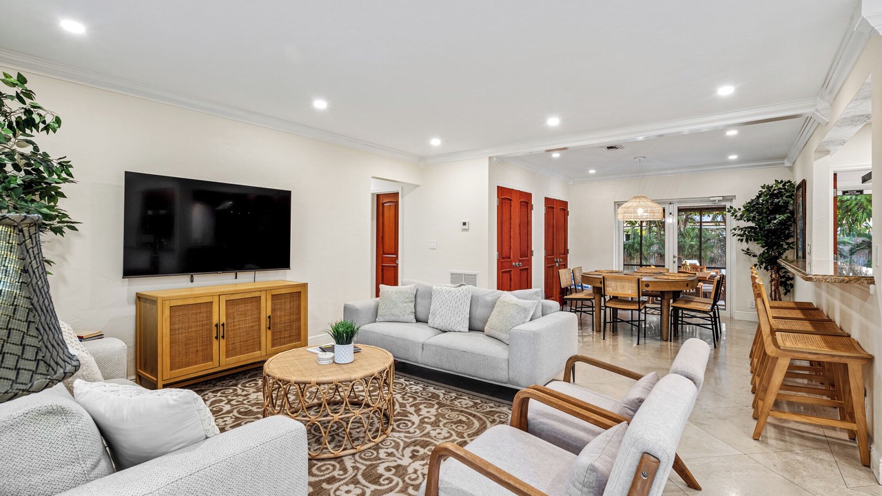 Photo of Livingroom in Poinsettia Heights